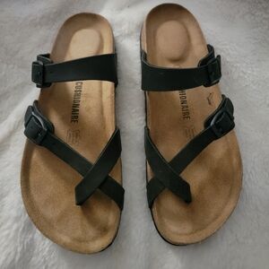 Cushionaire Black Sandals